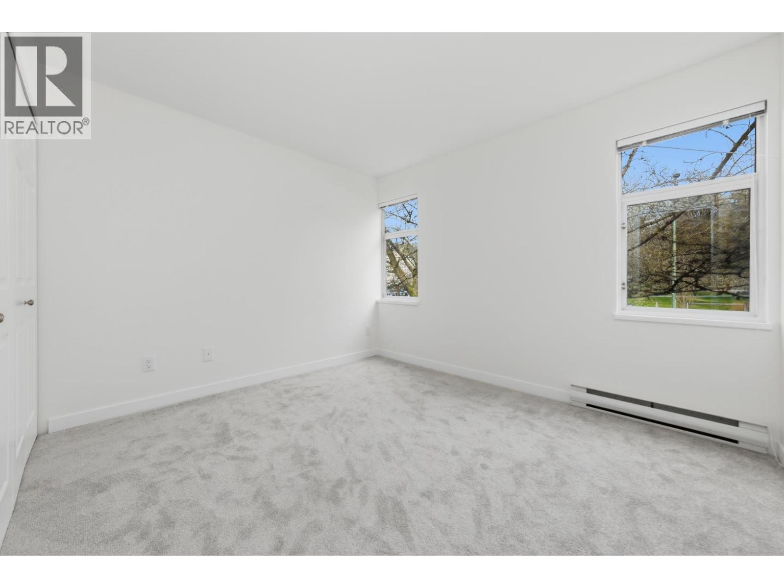 204 1550 FELL AVENUE, North Vancouver