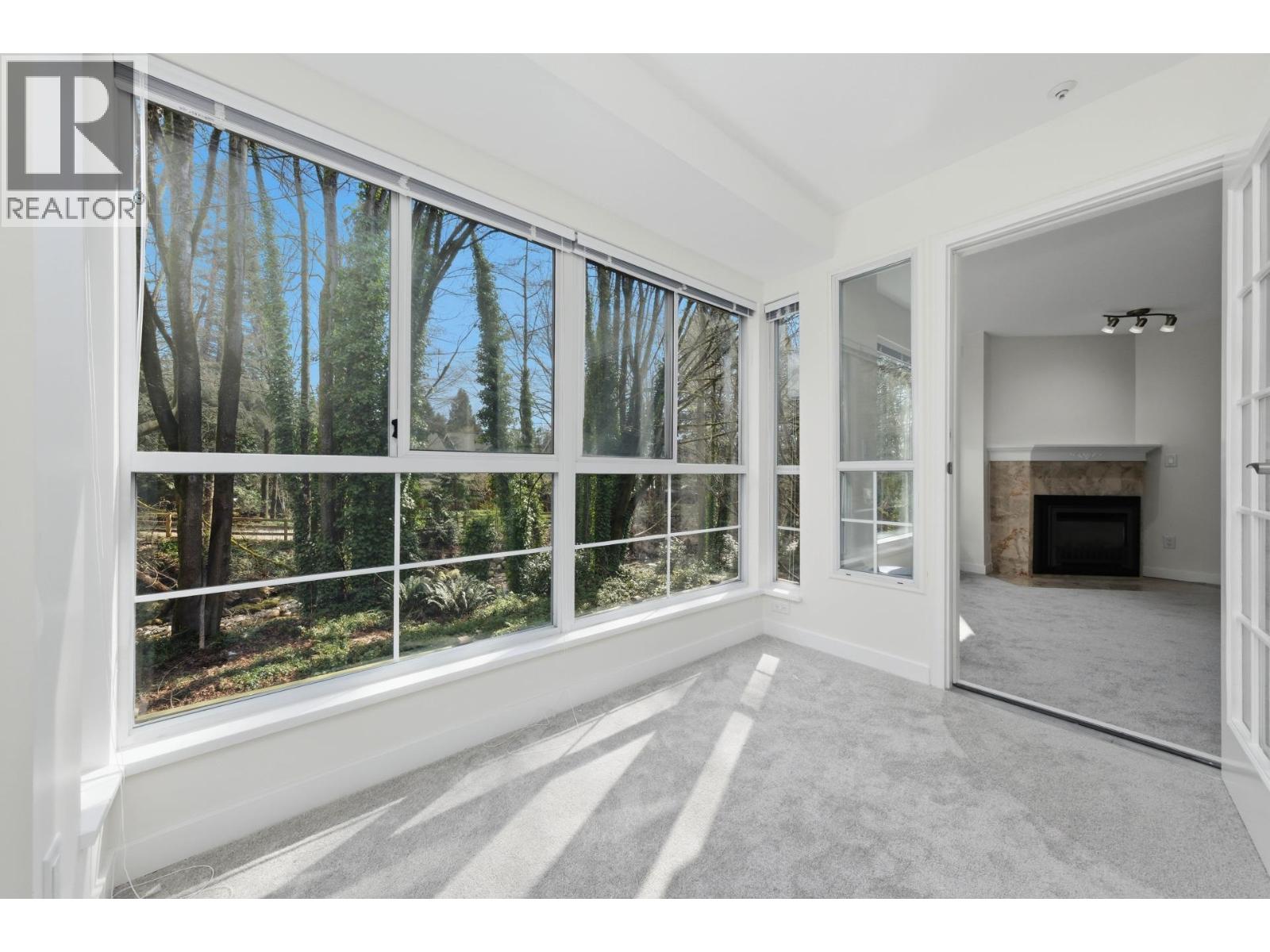 204 1550 FELL AVENUE, North Vancouver