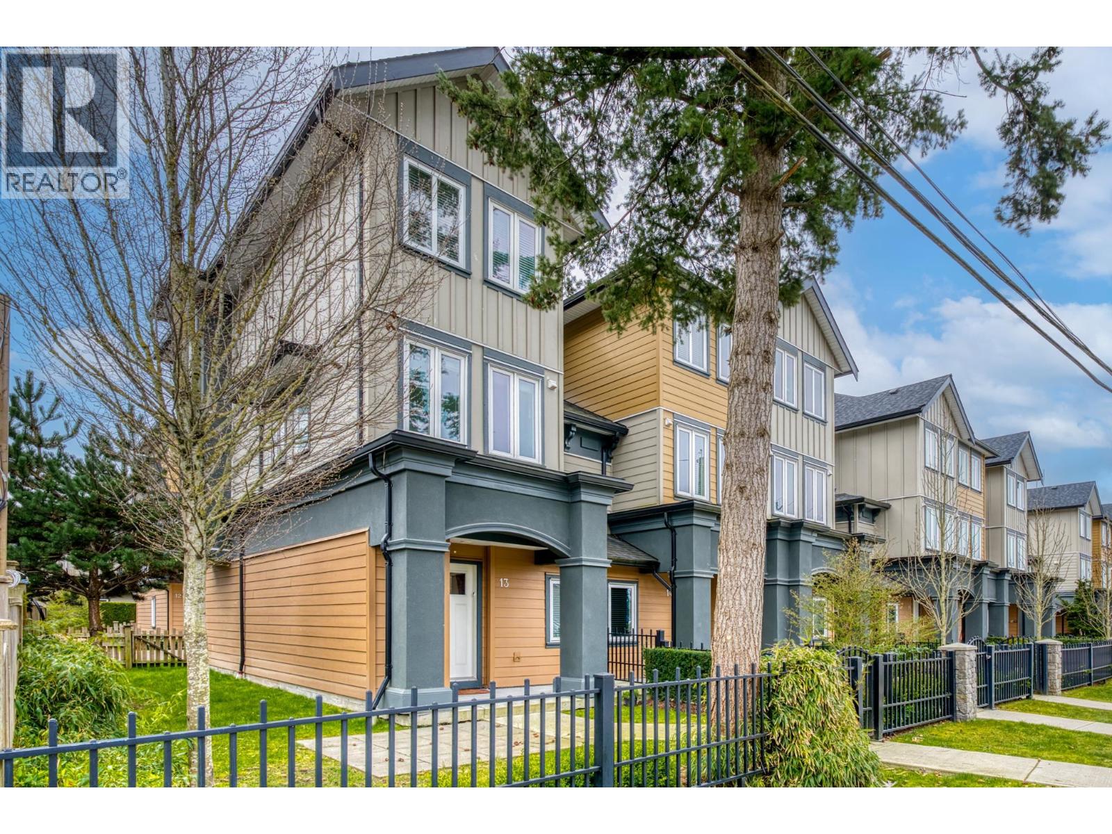 #13-9800 GRANVILLE Avenue, Richmond