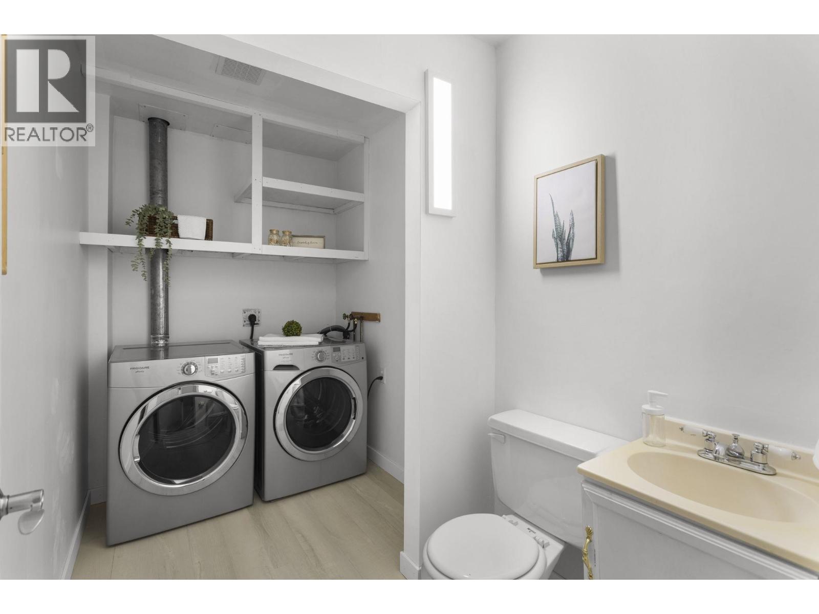 865 BLACKSTOCK ROAD, Port Moody