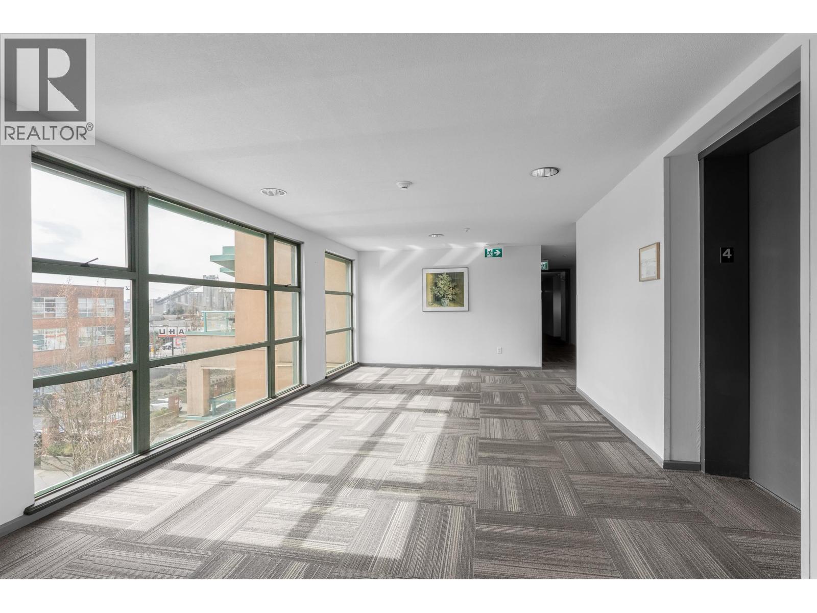 P12 223 MOUNTAIN HIGHWAY, North Vancouver