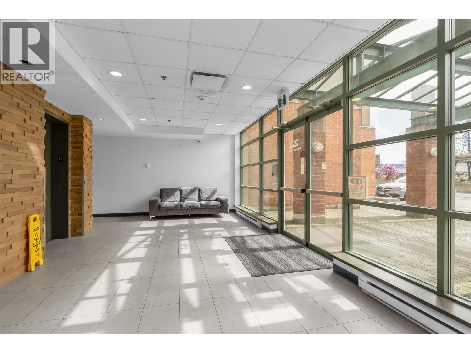 P12 223 MOUNTAIN HIGHWAY, North Vancouver