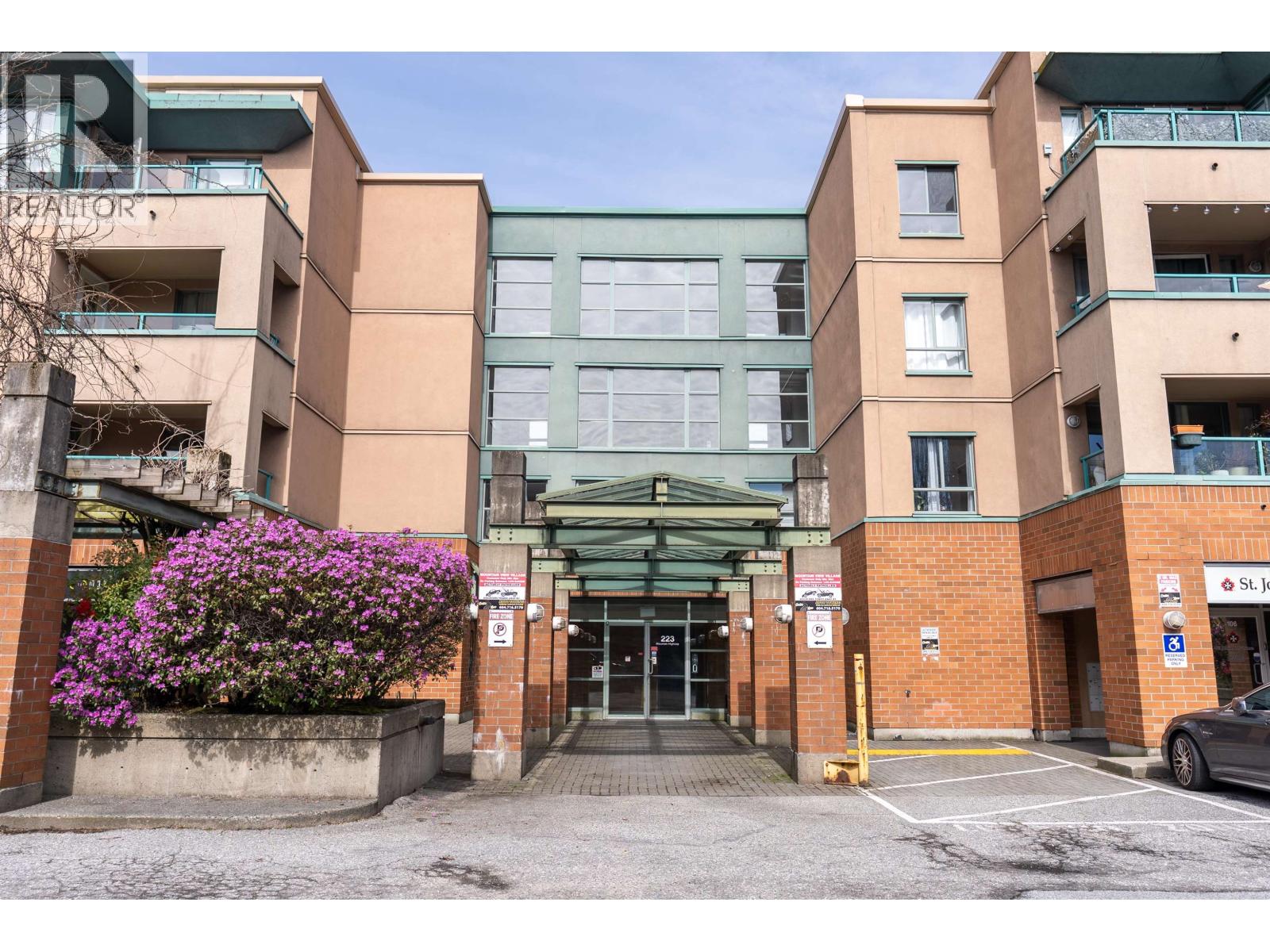 P12 223 MOUNTAIN HIGHWAY, North Vancouver