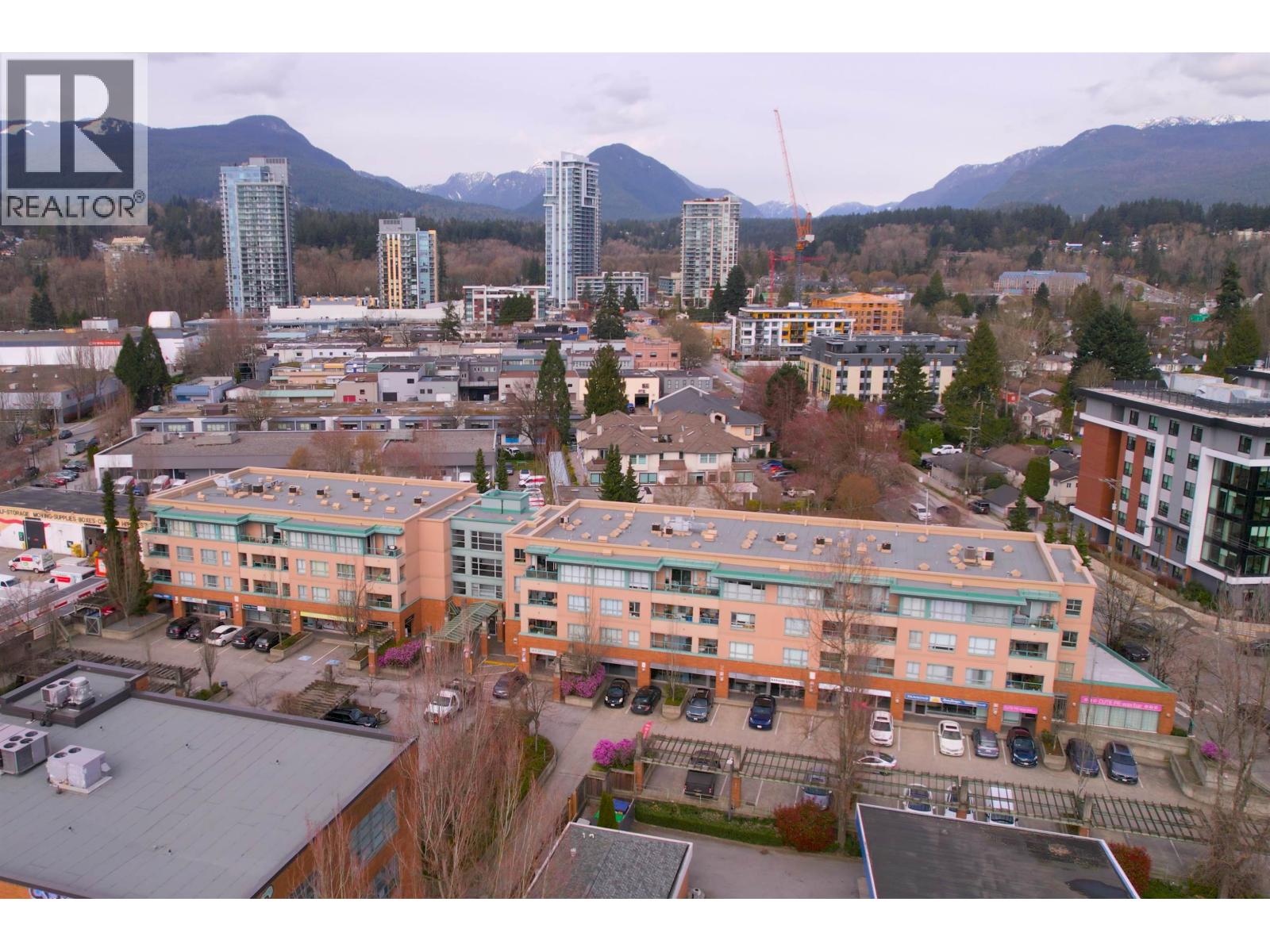 P12 223 MOUNTAIN HIGHWAY, North Vancouver