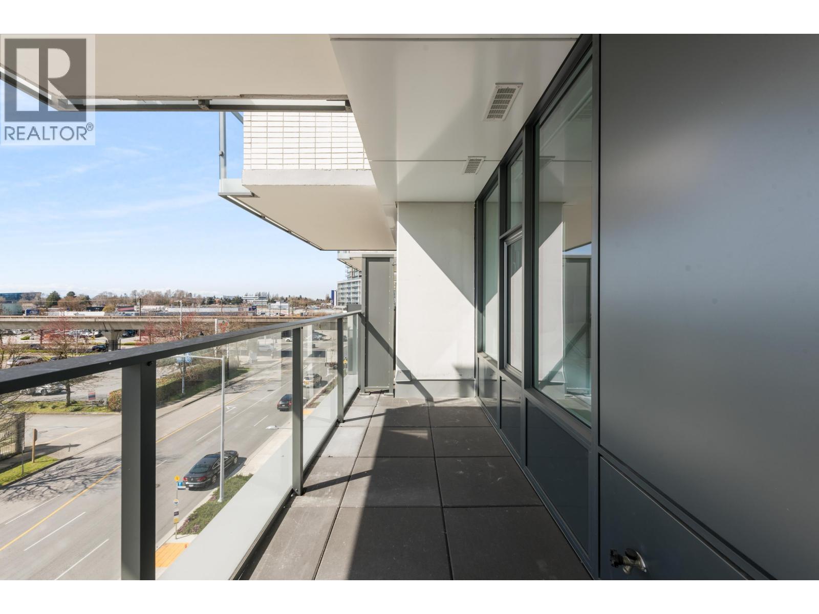 #402-8611 HAZELBRIDGE Way, Richmond