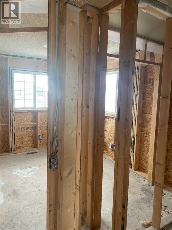 Single Family House for Sale in  Saddlecrest Place NE Saddle Ridge Calgary 