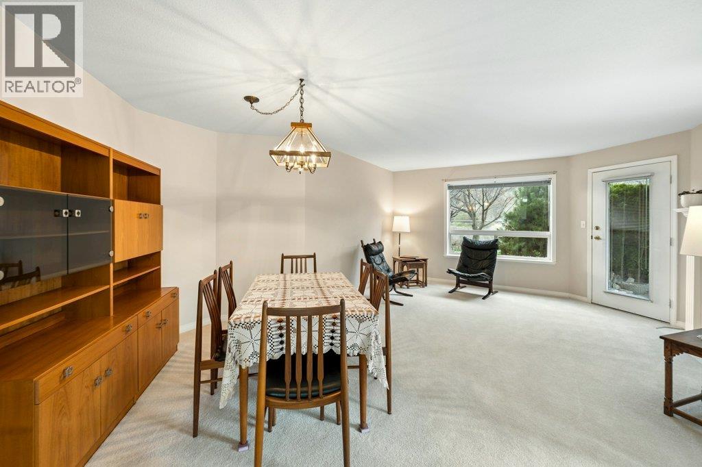 6514 Meadows Drive Unit# 4, Oliver