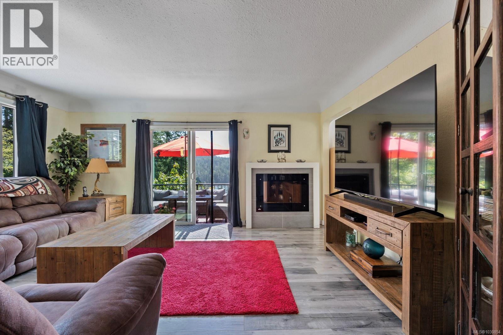 5211 Sooke Rd - 15