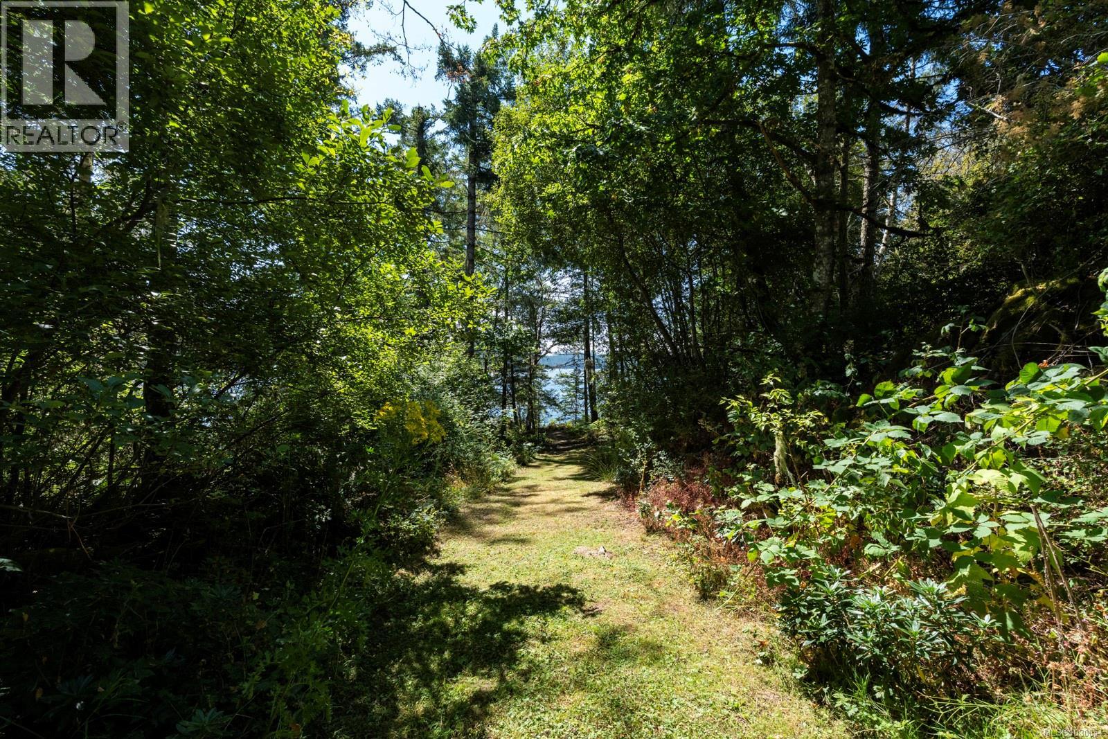 5211 Sooke Rd - 28