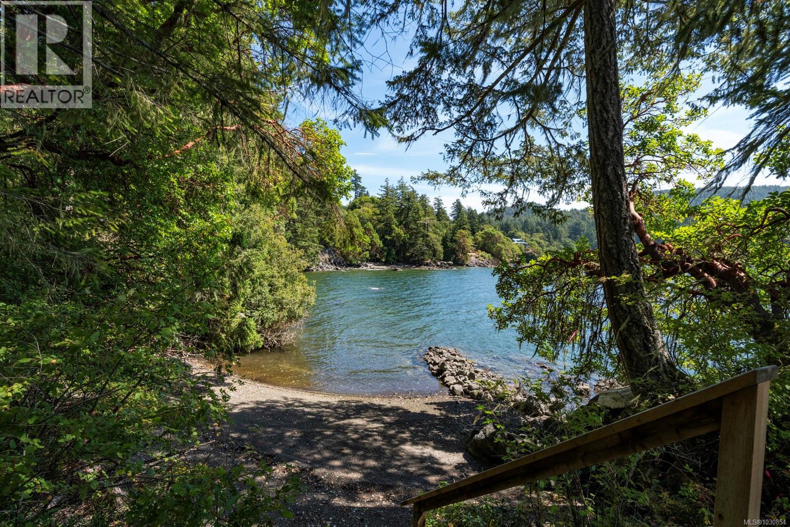 5211 Sooke Rd - 32