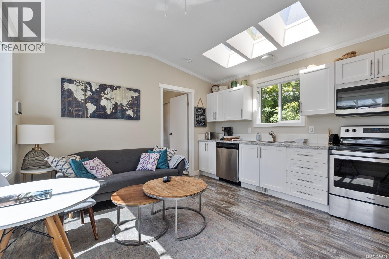  5211 Sooke Road, Sooke