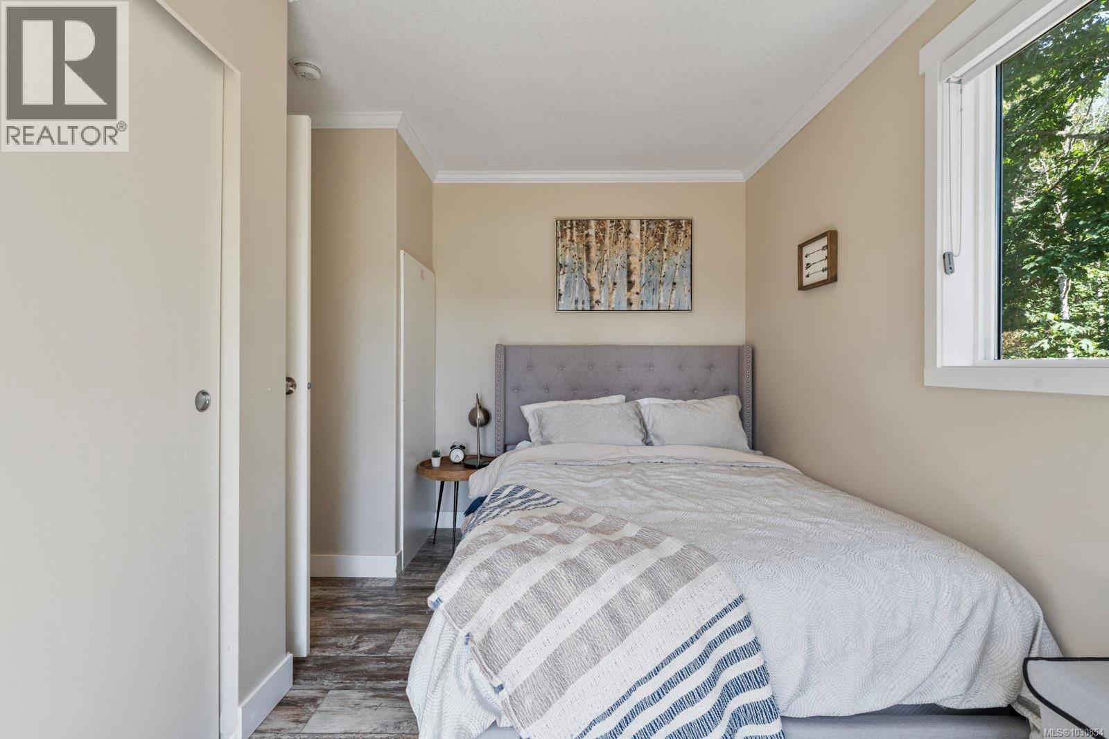 5211 Sooke Rd - 46