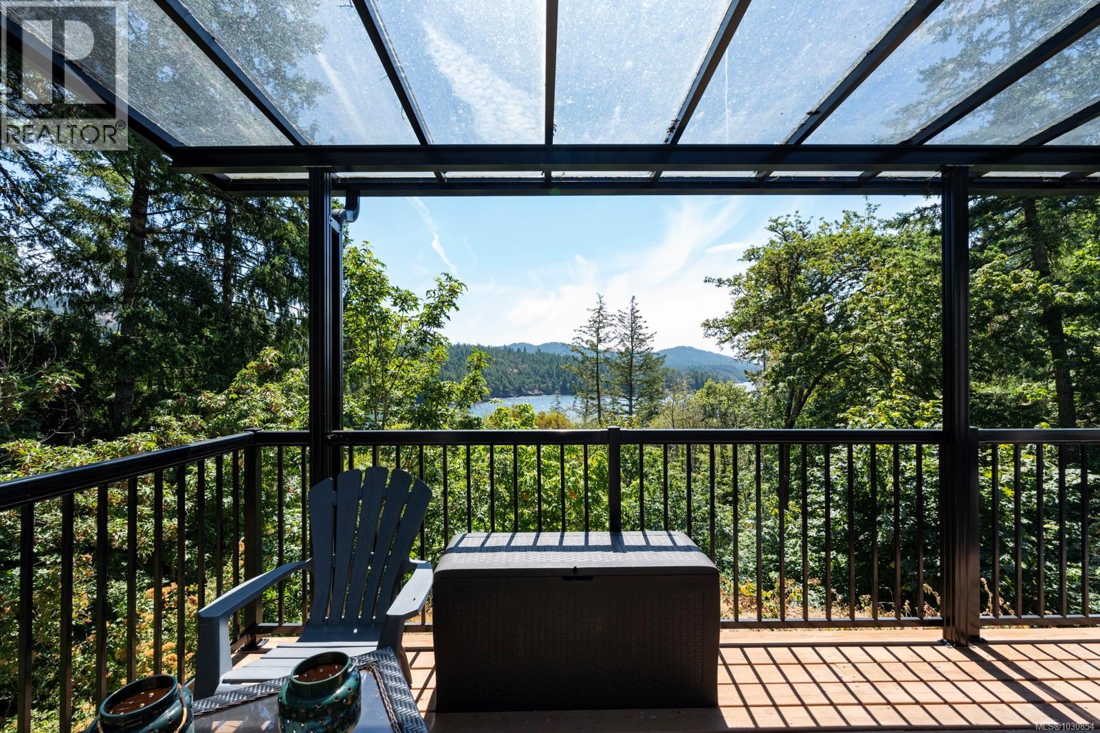 5211 Sooke Rd - 52