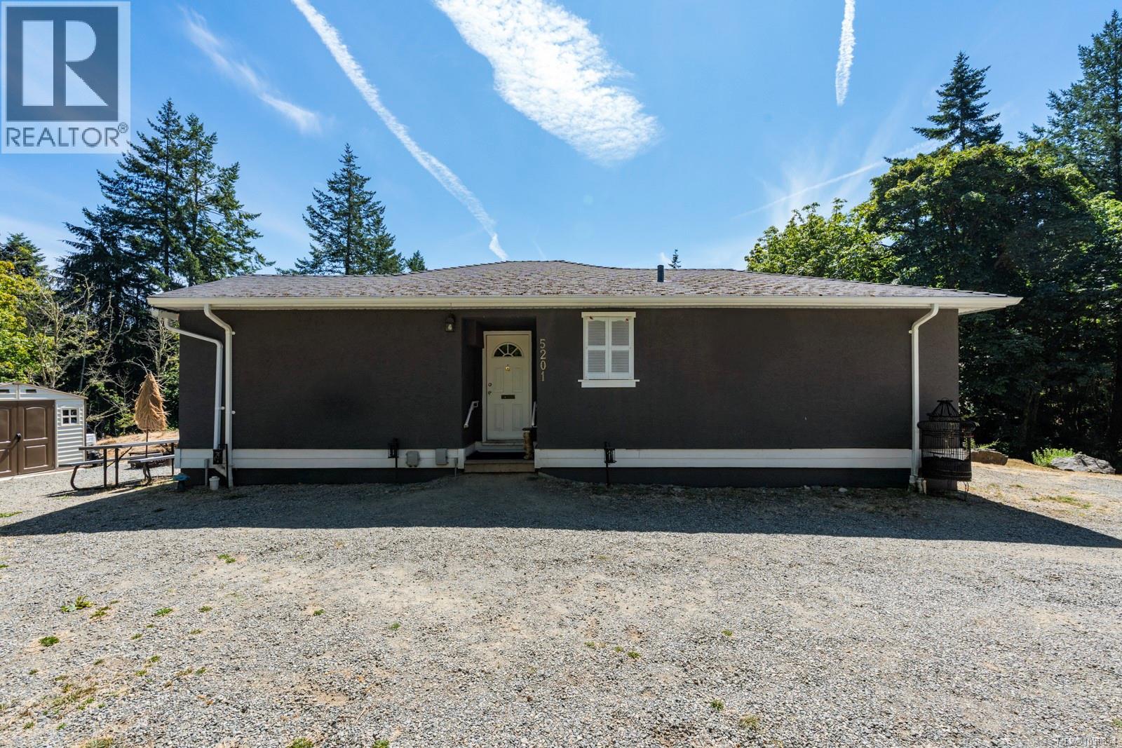 5211 Sooke Rd - 64