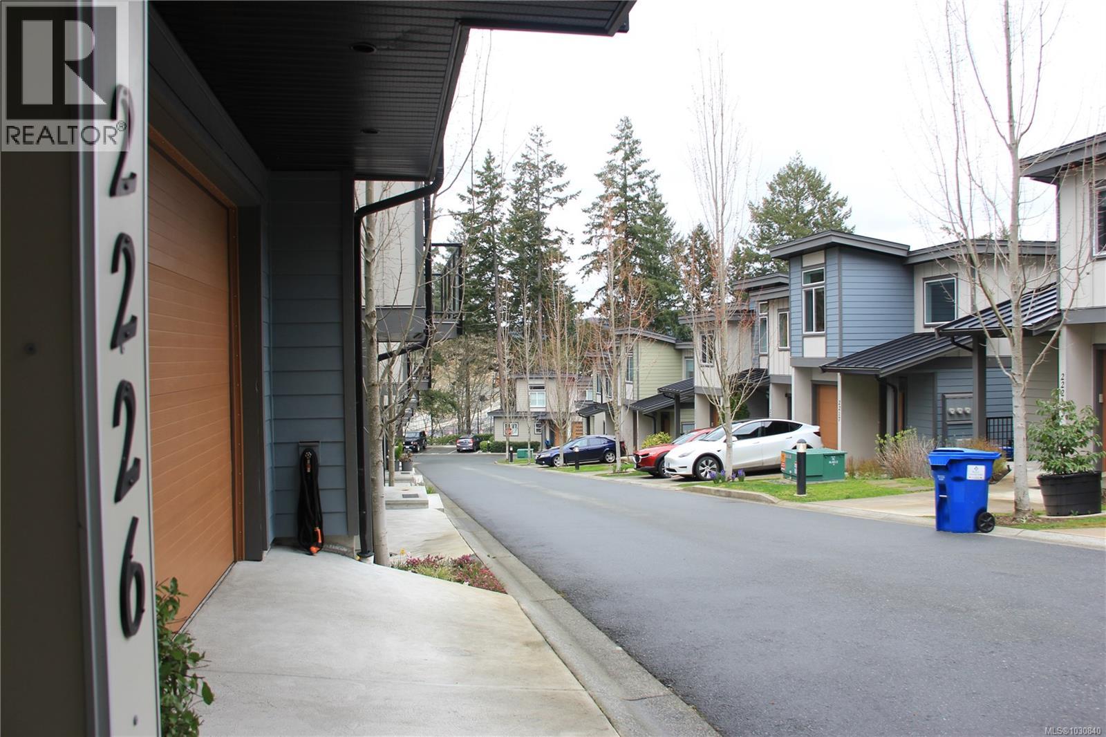  2226 ECHO VALLEY Rise, Langford