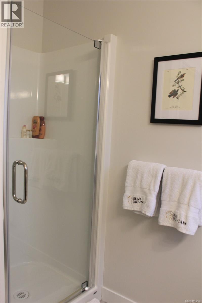  2226 ECHO VALLEY Rise, Langford