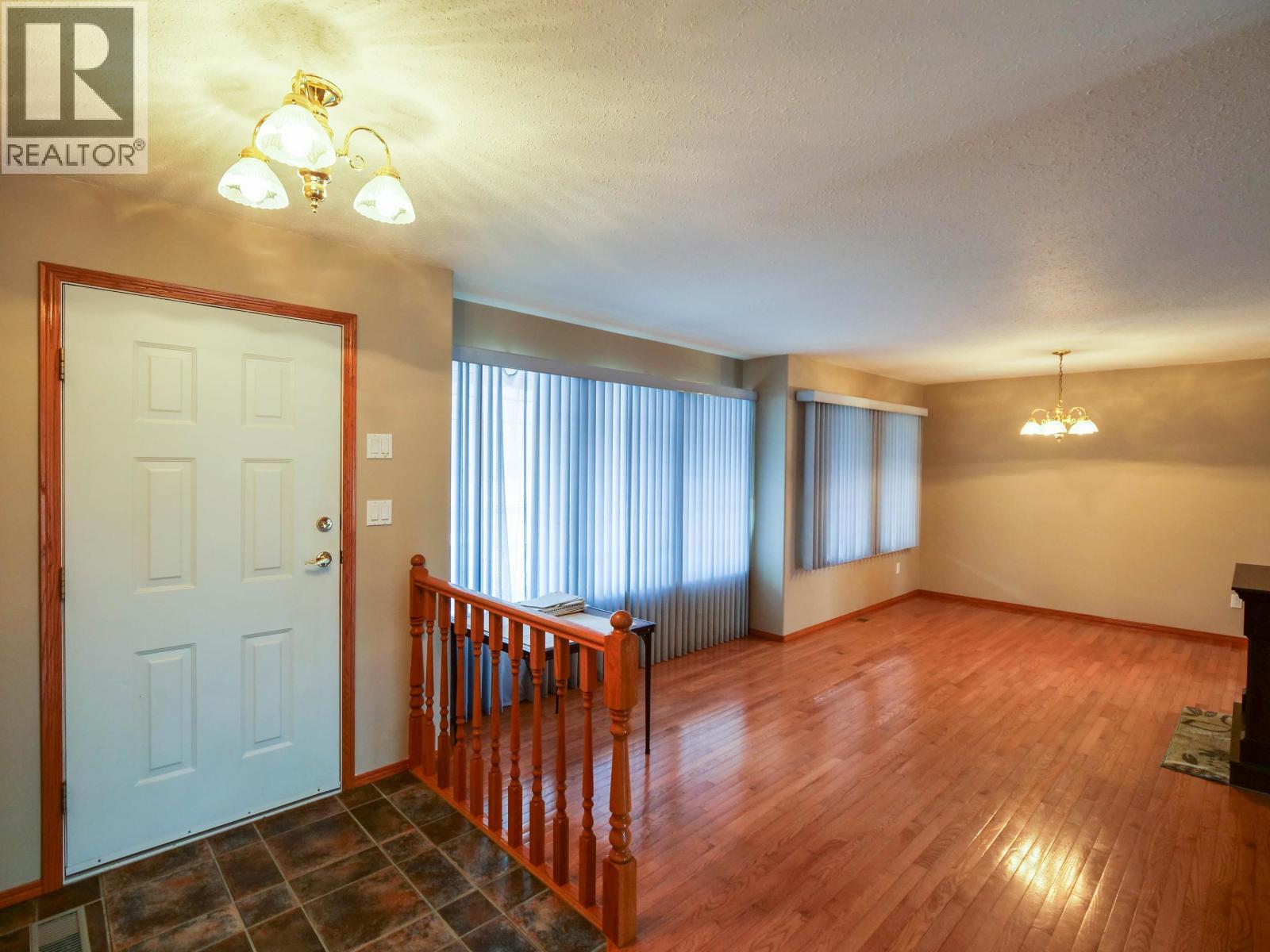 1889 ALMA ROAD, Quesnel