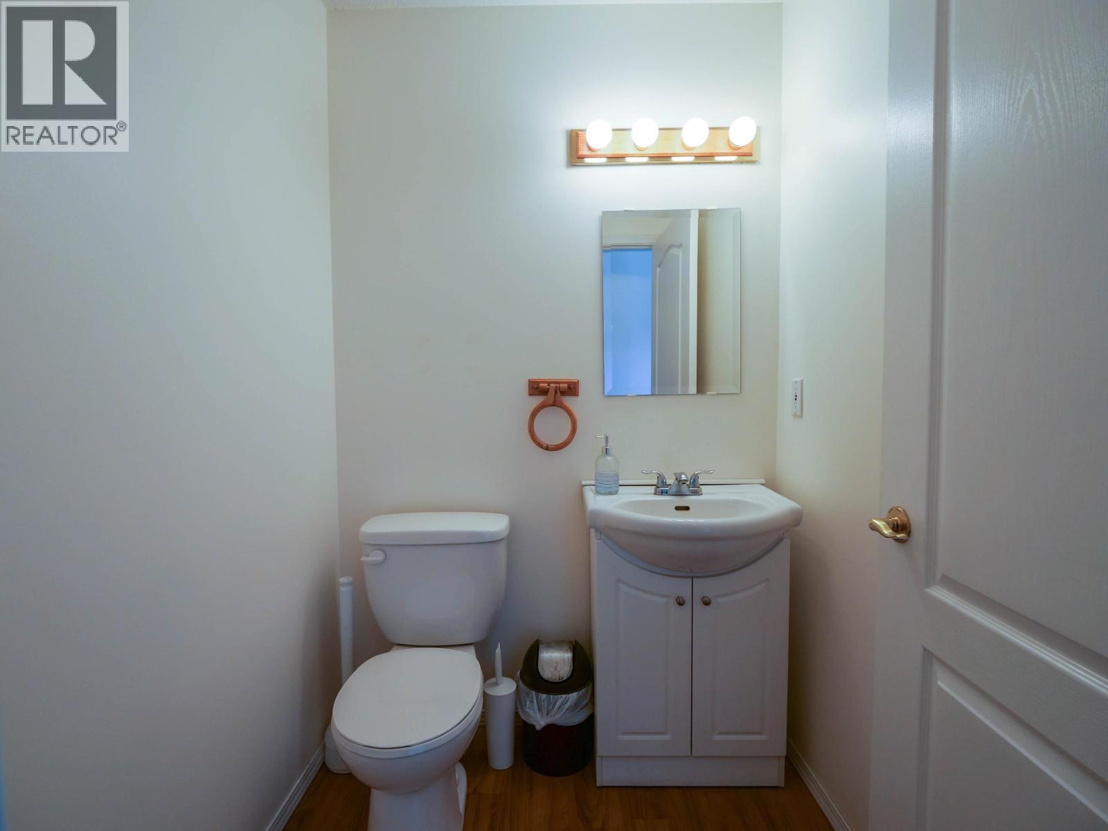 1889 ALMA ROAD, Quesnel