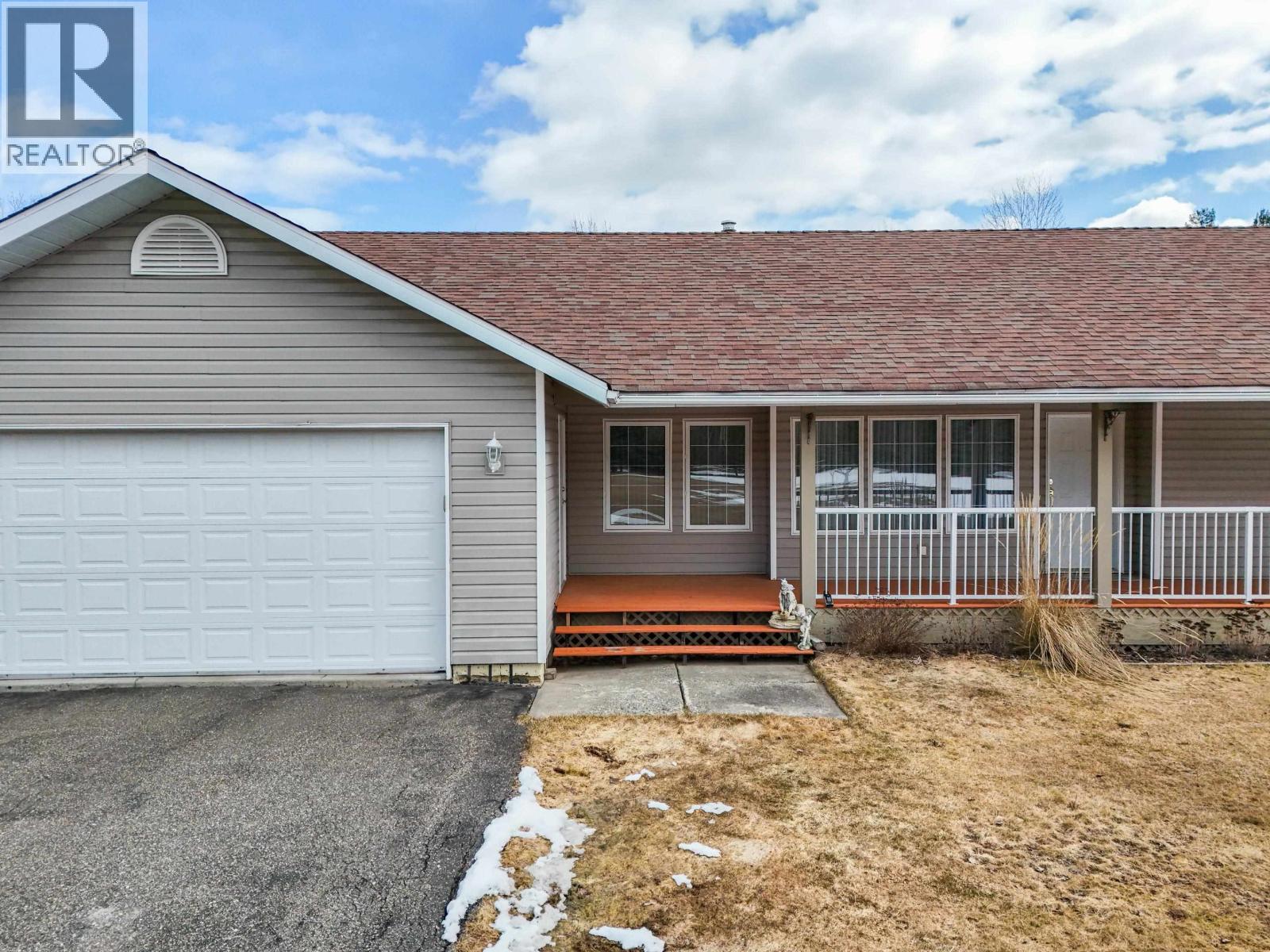 1889 ALMA ROAD, Quesnel