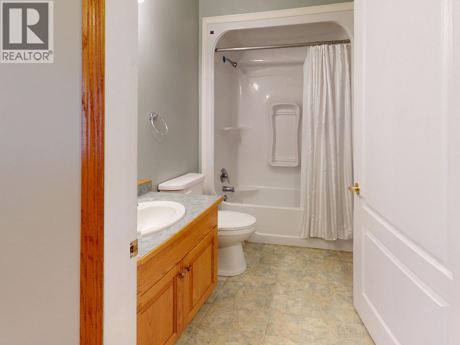 1889 ALMA ROAD, Quesnel