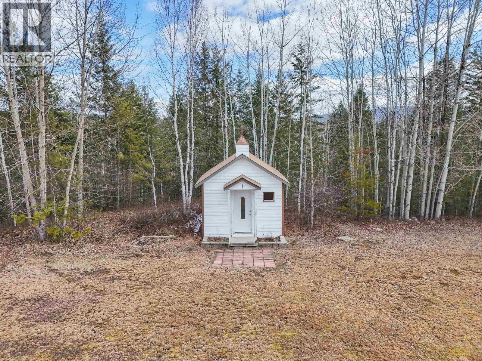 1889 ALMA ROAD, Quesnel