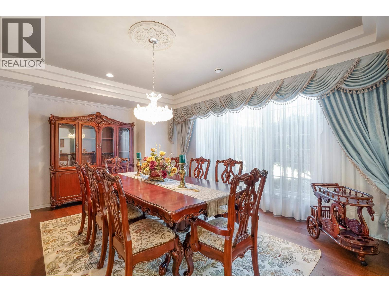 12351 GILBERT Road, Richmond