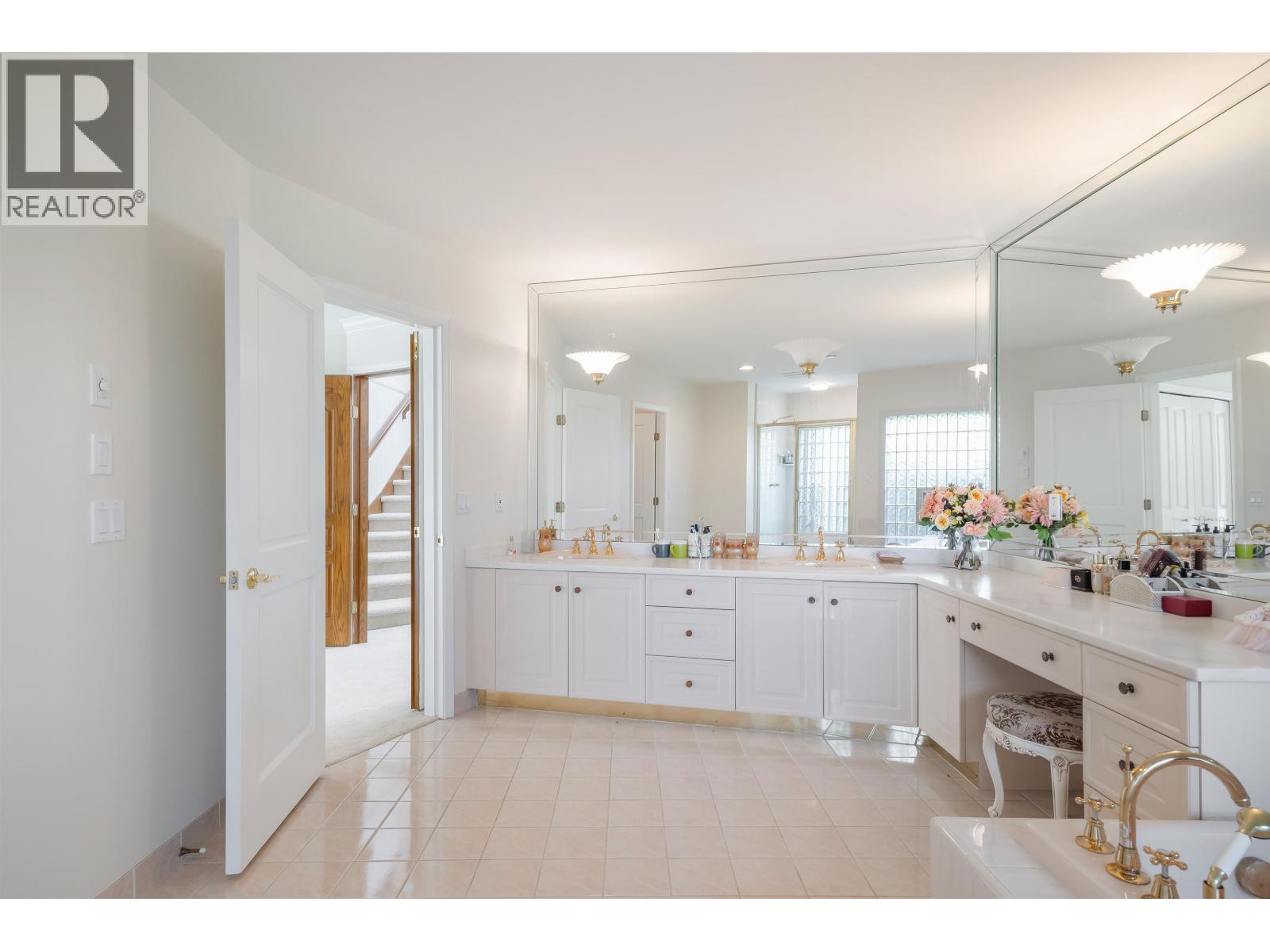 12351 GILBERT Road, Richmond