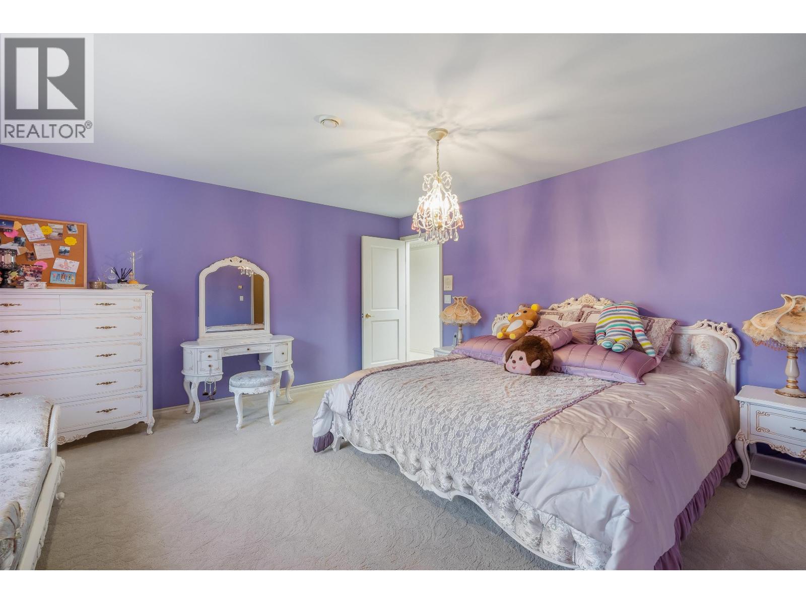 12351 GILBERT Road, Richmond