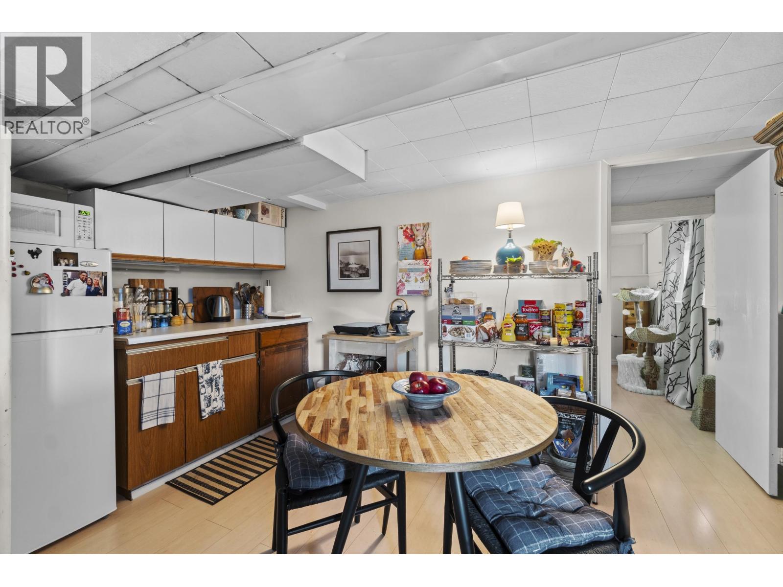 570 COLBY STREET, New Westminster