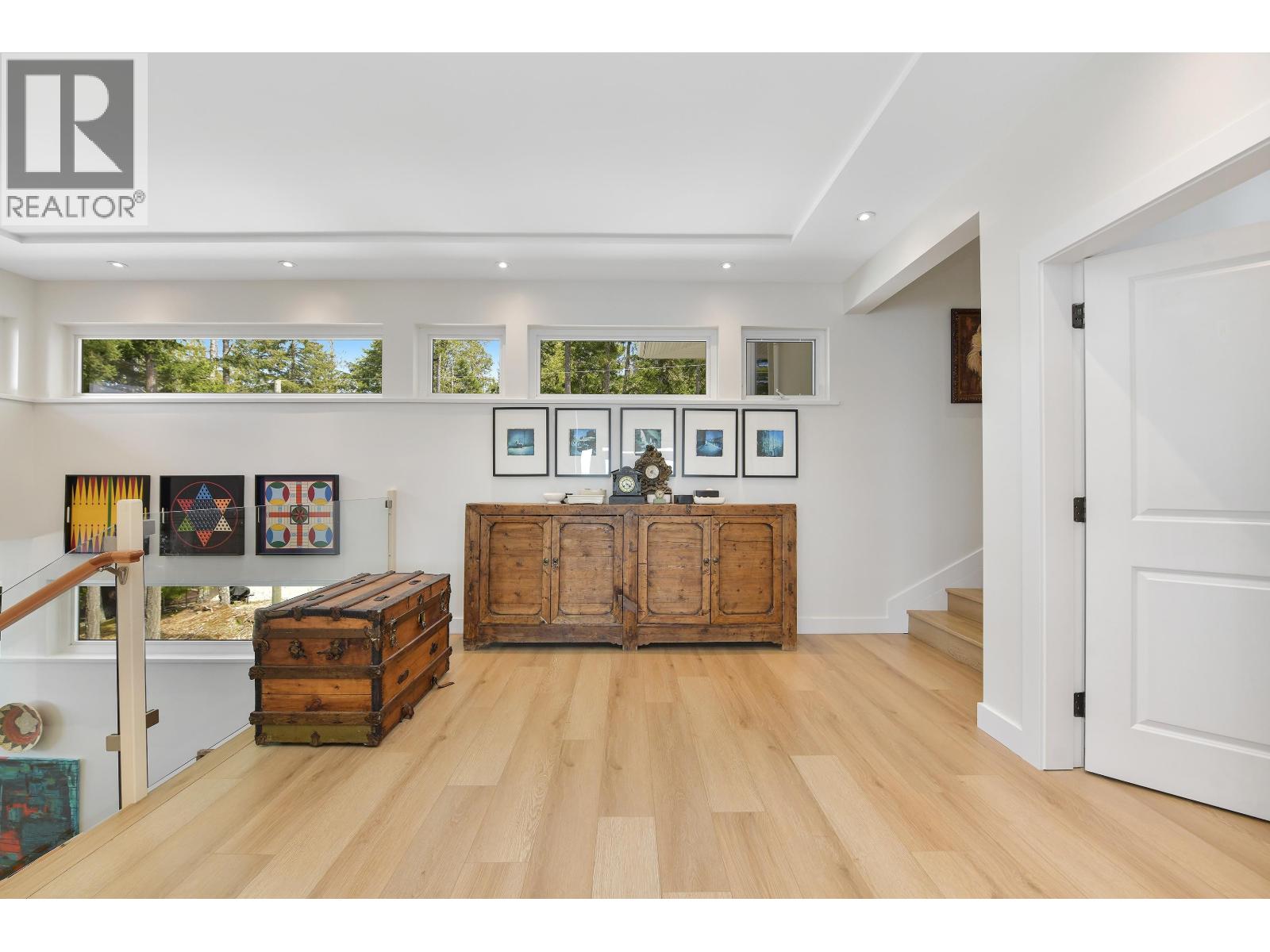 356 EAST WEST ROAD, Mayne Island