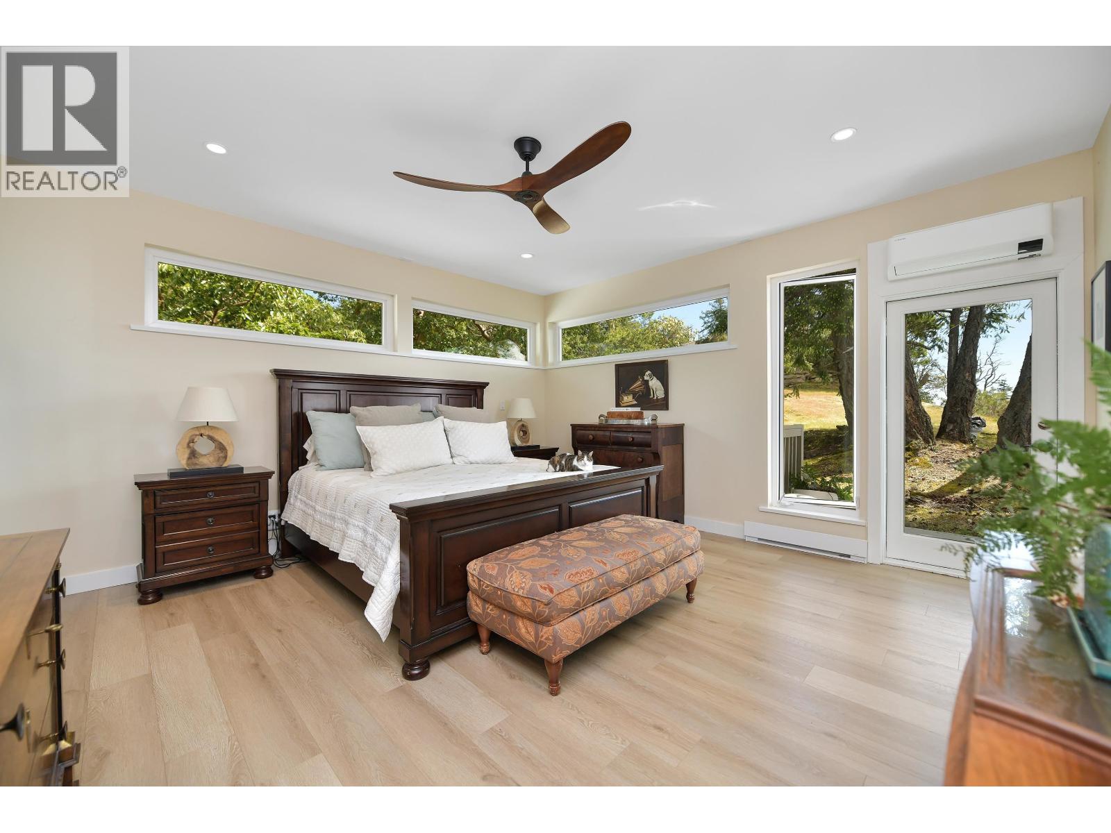 356 EAST WEST ROAD, Mayne Island