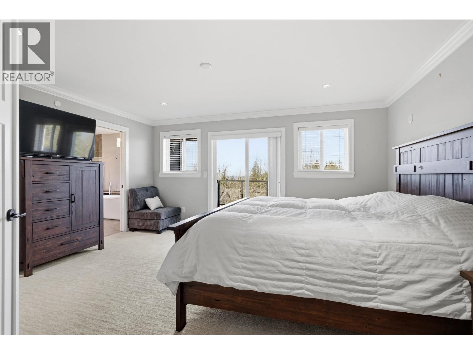 11011 CARMICHAEL STREET, Maple Ridge