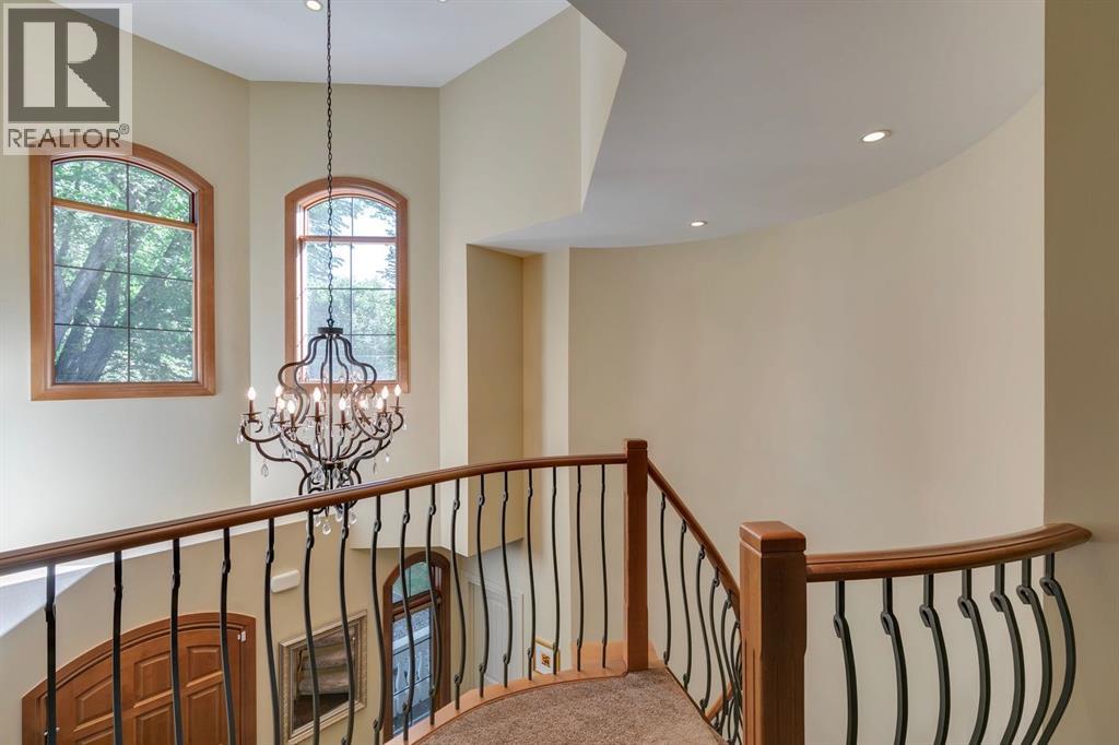 Single Family House for Sale in   Avenue NW West Hillhurst Calgary 