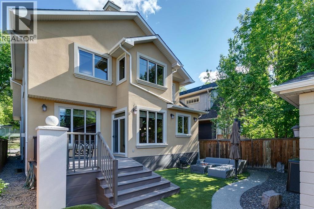 Single Family House for Sale in   Avenue NW West Hillhurst Calgary 