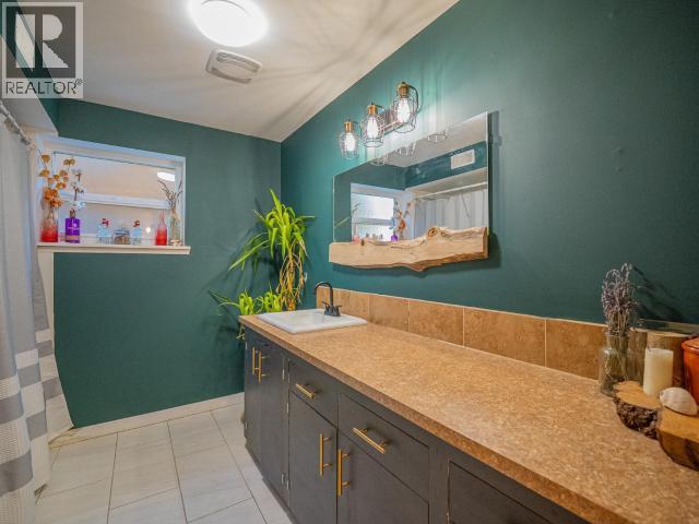 2277 PHILLIPS ROAD - 43