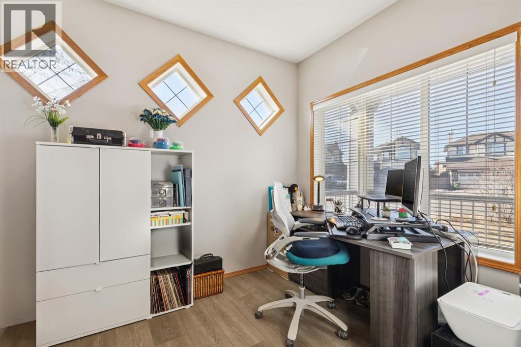 
          2841 Coopers Manor Southwest
            <br/>
            <span>Airdrie</span>
            , 
            <span>AB</span>
             <span>T4B3J7</span>
         - Photo 30