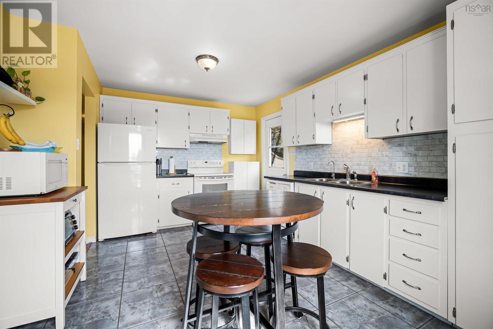 144 CONROD SETTLEMENT ROAD - 11