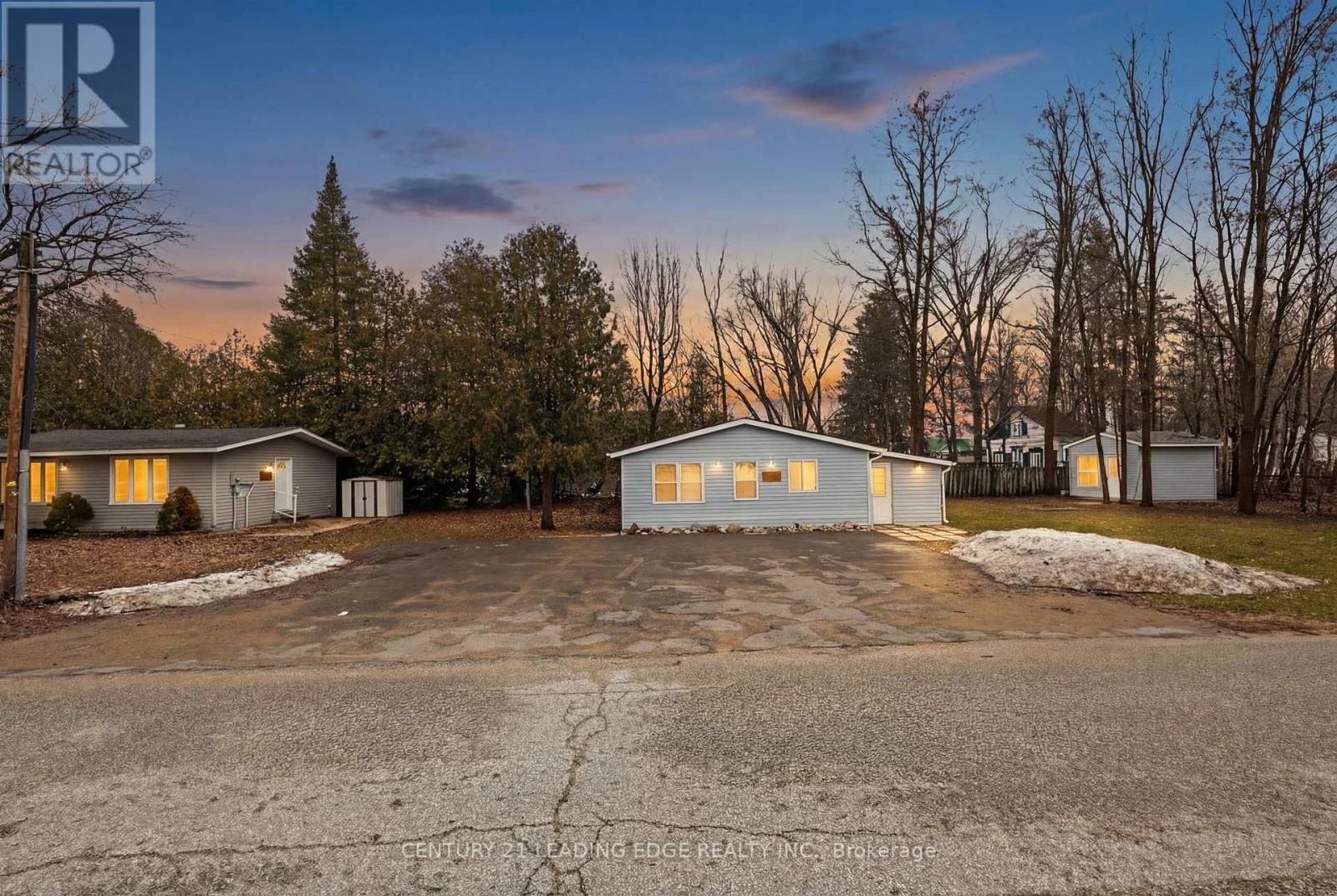 2073 KATE AVENUE - 18
