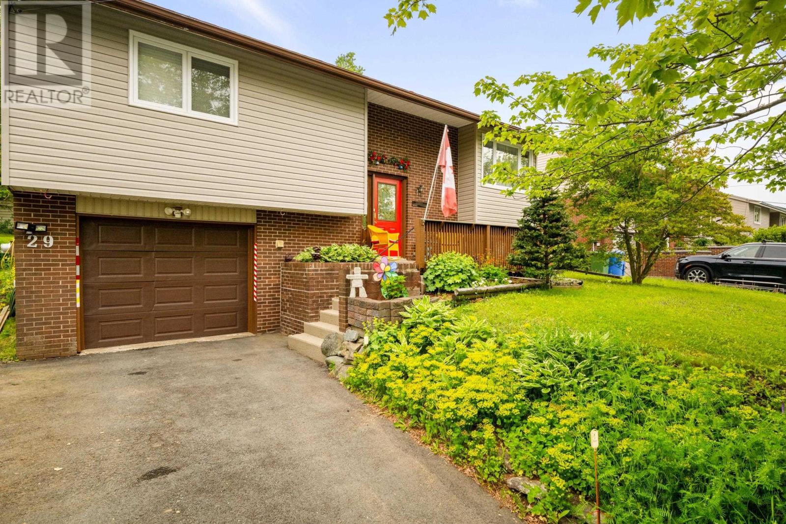 29 Delwood Place