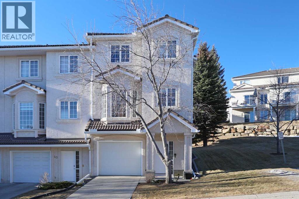 
          42 Hamptons Link Northwest
            <br/>
            <span>Calgary</span>
            , 
            <span>AB</span>
             <span>T3A5V9</span>
         - Photo 33