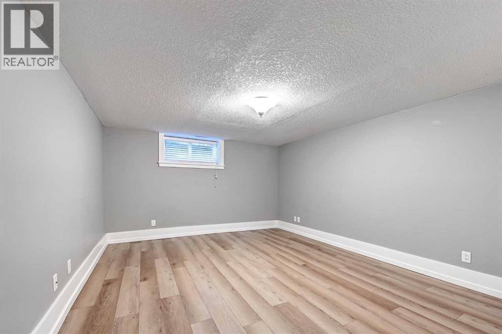 Single Family House for Sale in  Maryland Place SW Mayfair Calgary 