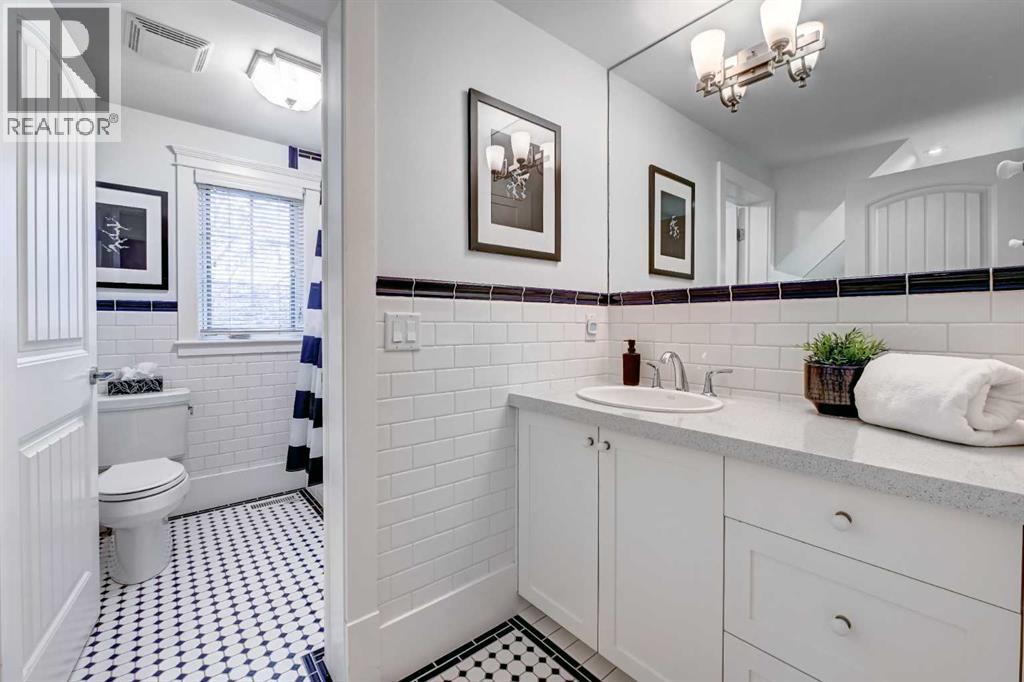 Single Family House for Sale in  Maryland Place SW Mayfair Calgary 