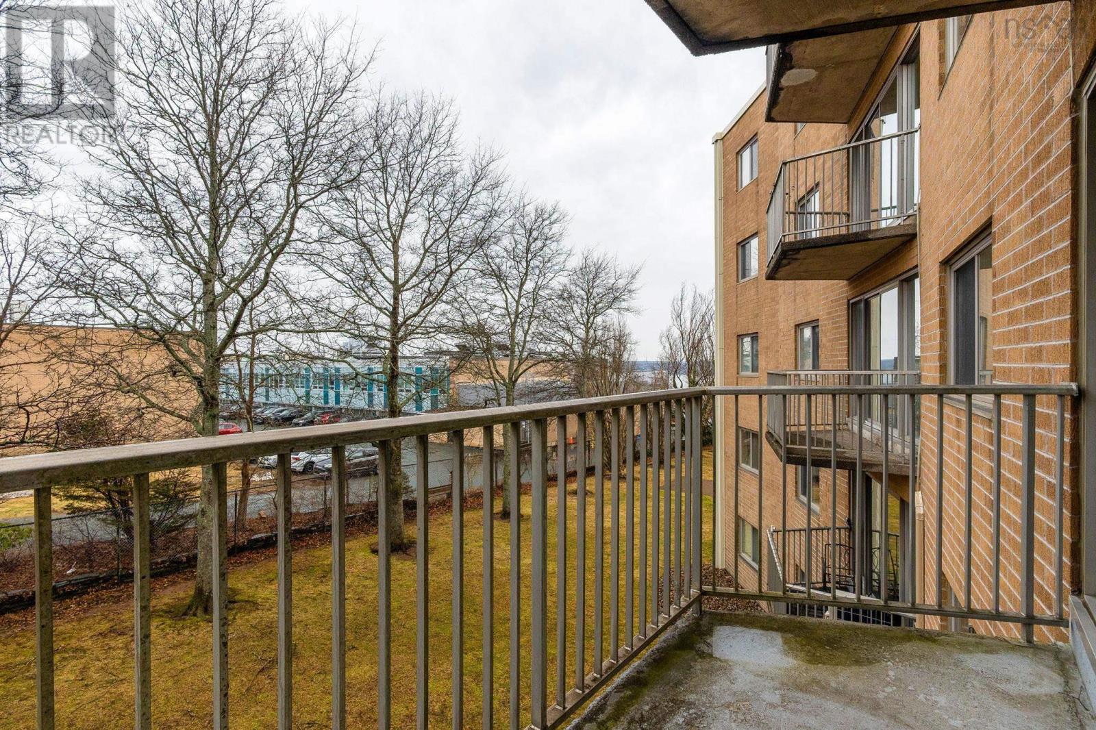 #306 5570 HEATHERWOOD COURT - 26