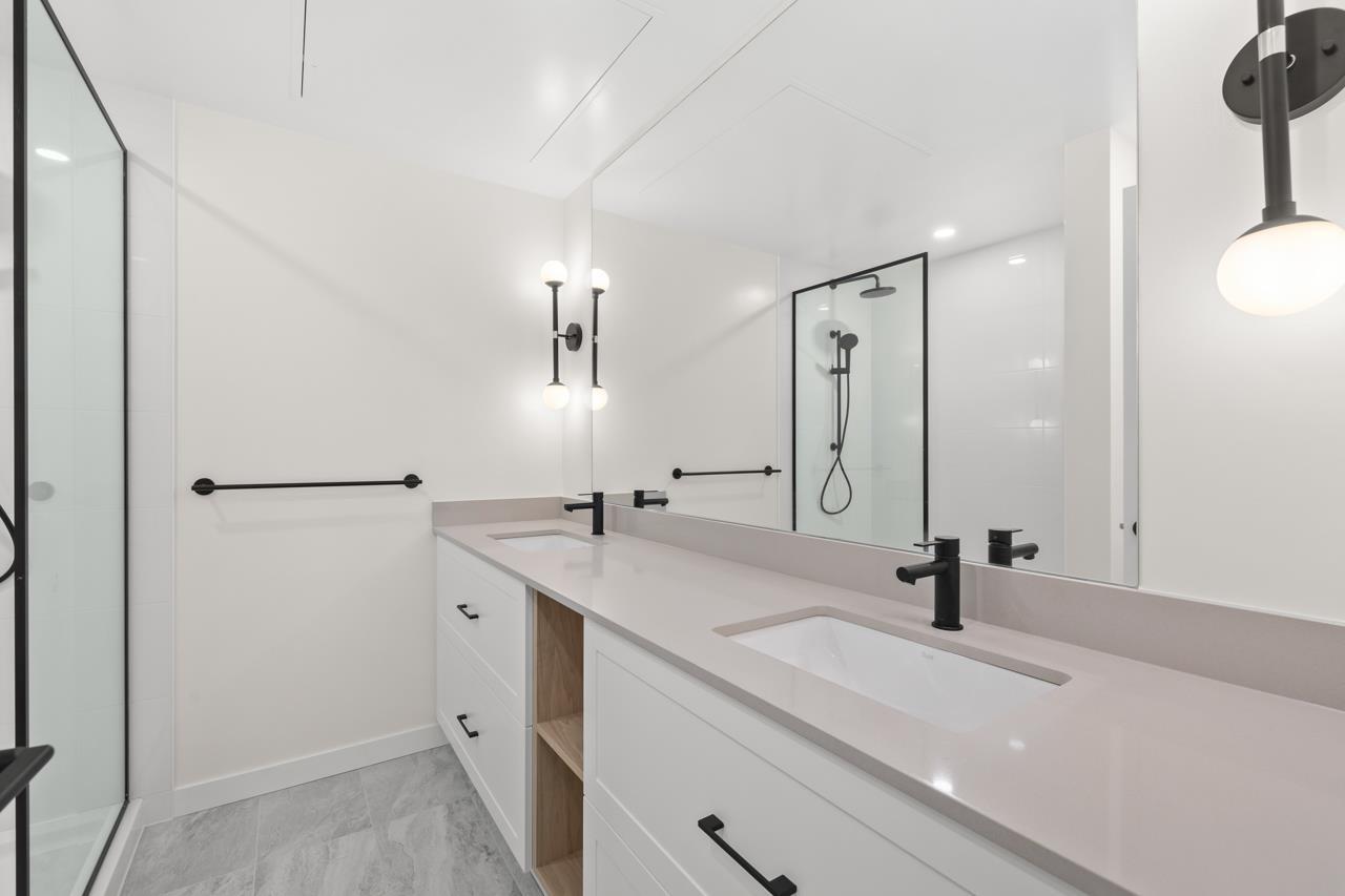 207 27249 ALDERGROVE TOWN CENTRE DRIVE, Langley