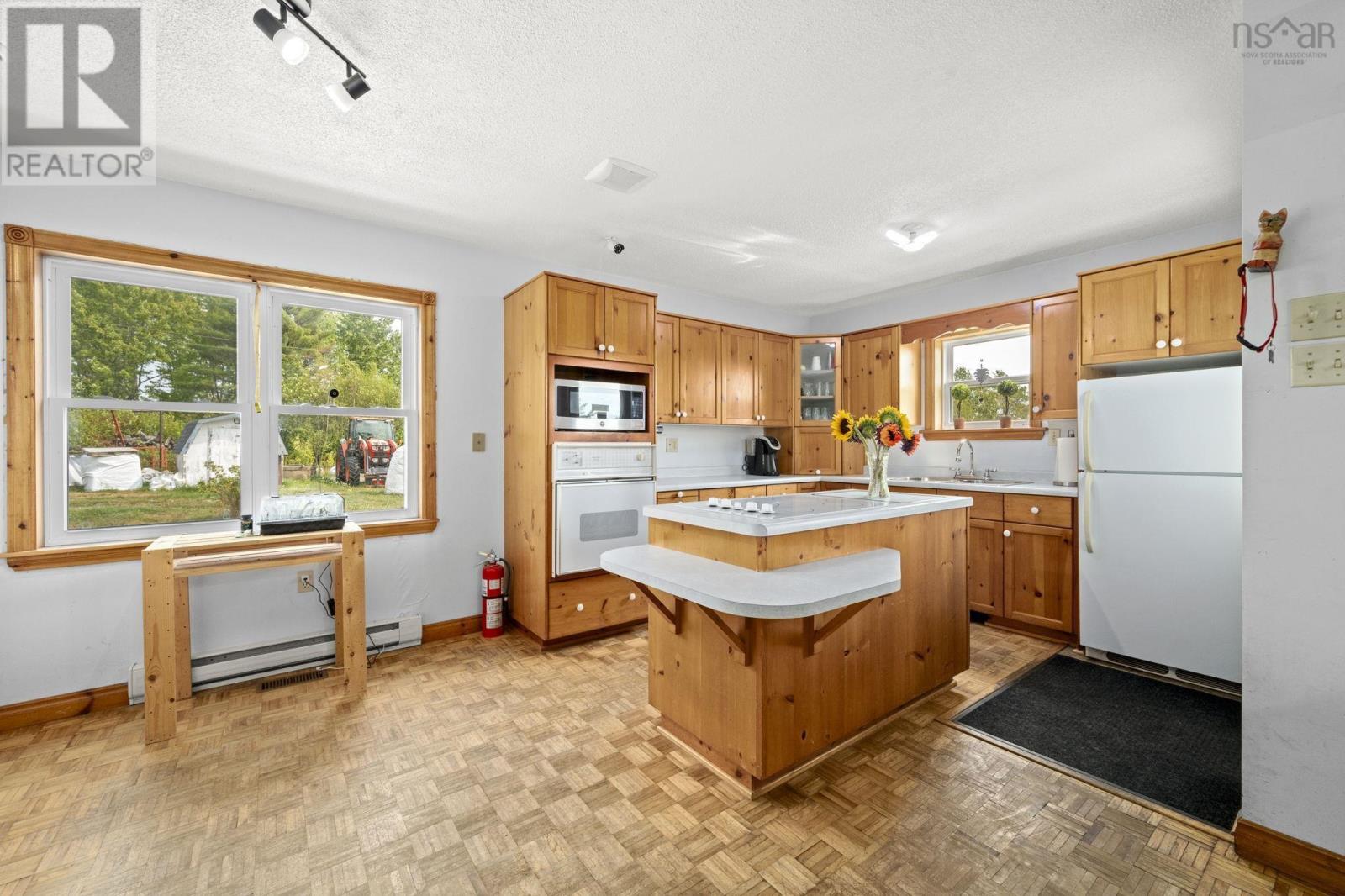 Property 19 of 33 of 2242 Lower Branch Road