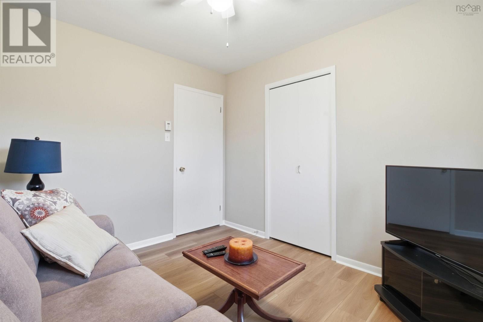 Property 49 of 49 of 55 Oakmount Drive