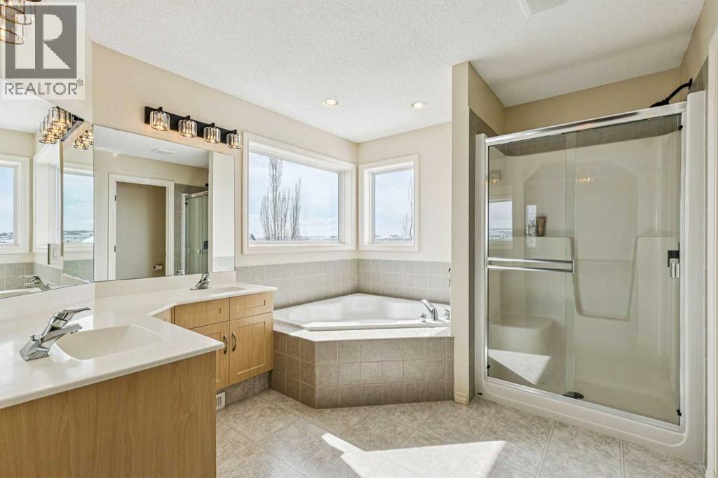 Single Family House for Sale in  Hidden Creek Circle NW Hidden Valley Calgary 