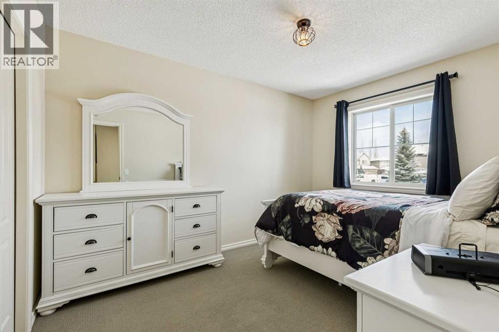 Single Family House for Sale in  Hidden Creek Circle NW Hidden Valley Calgary 