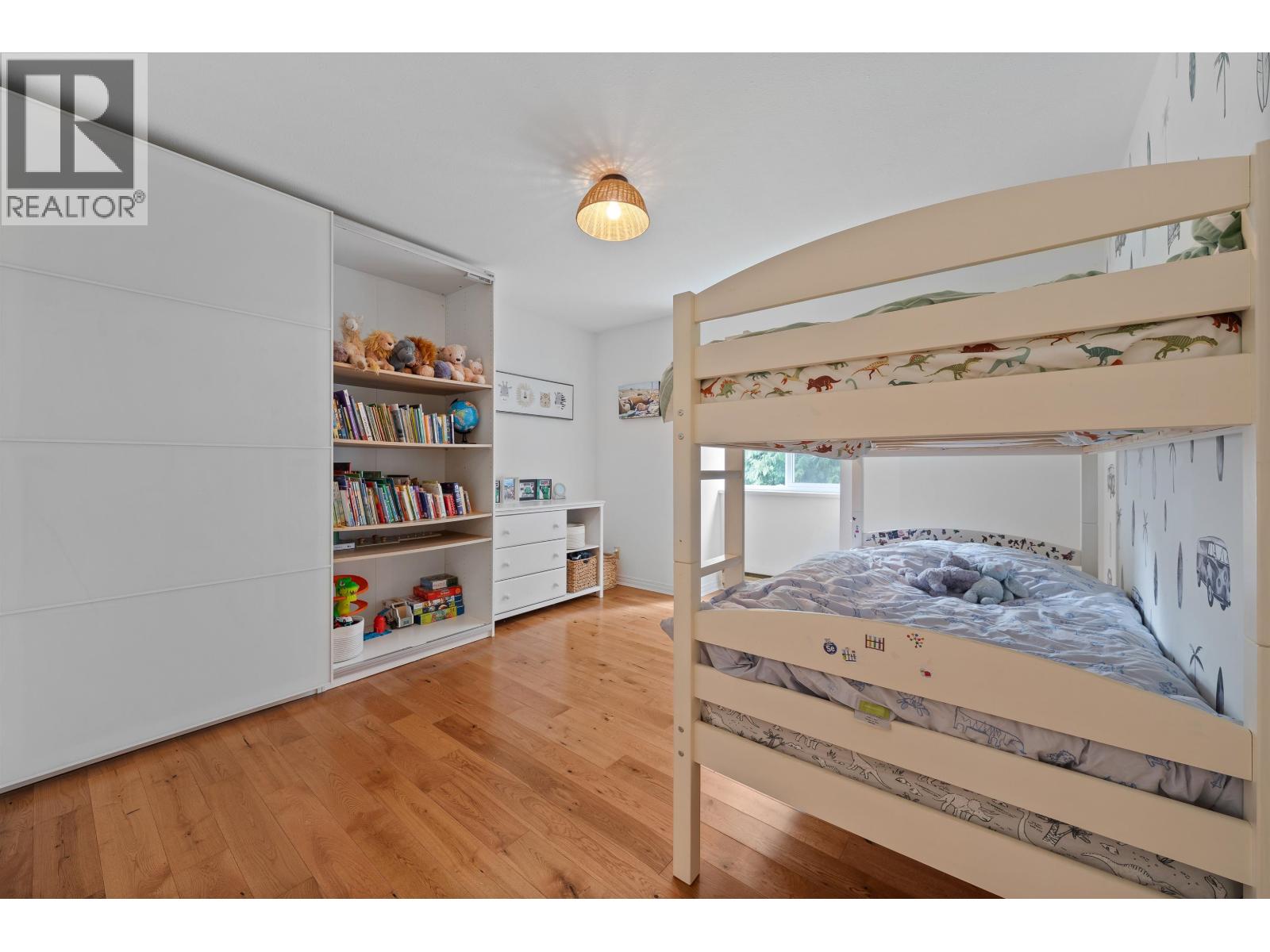 5636 MARINE DRIVE, West Vancouver