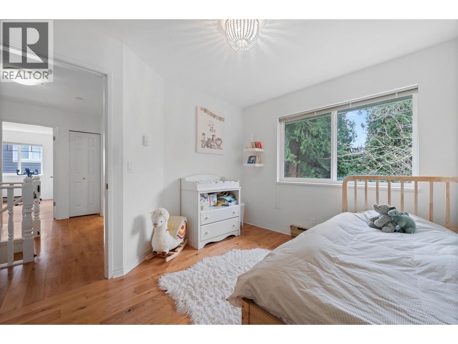 5636 MARINE DRIVE, West Vancouver